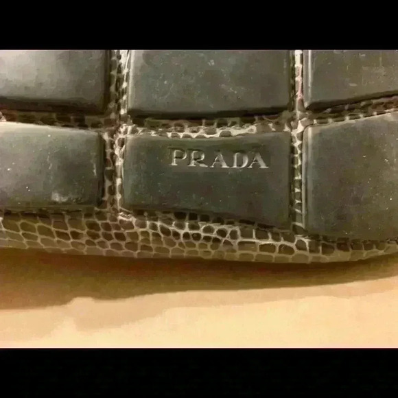 COPY - PRADA DRIVERS LOAFER - Picture 2 of 12